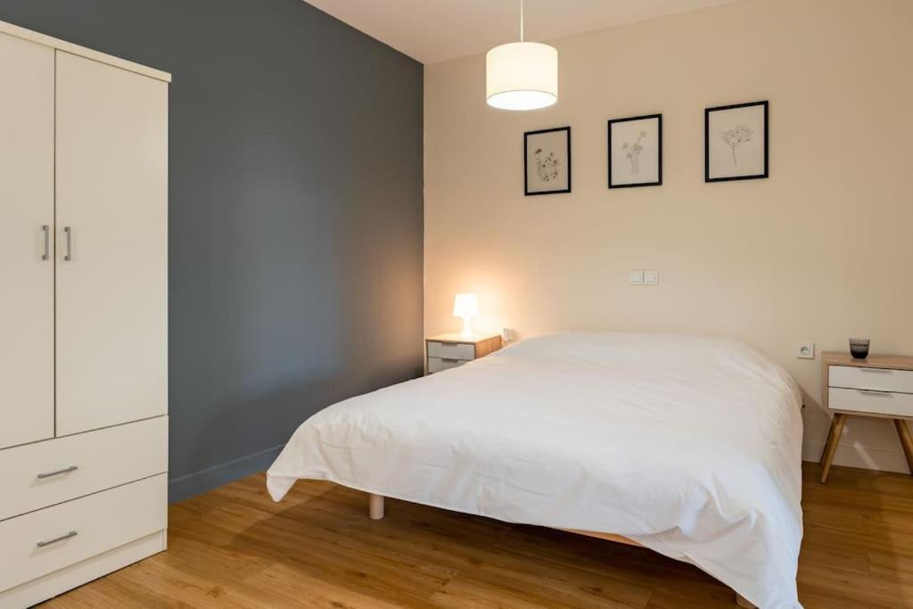 Large Comfy, Modern Studio 5 Min To Acropolis أثينا المظهر الخارجي الصورة